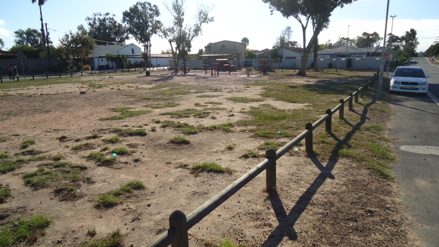 0 Bedroom Property for Sale in Croydon Western Cape